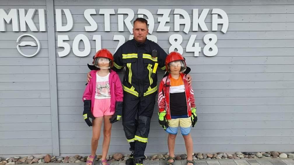 Domki U Strazaka Gaski -Morze Exteriör bild